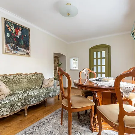 In The Heart Of The Old Town Vip Apartment *