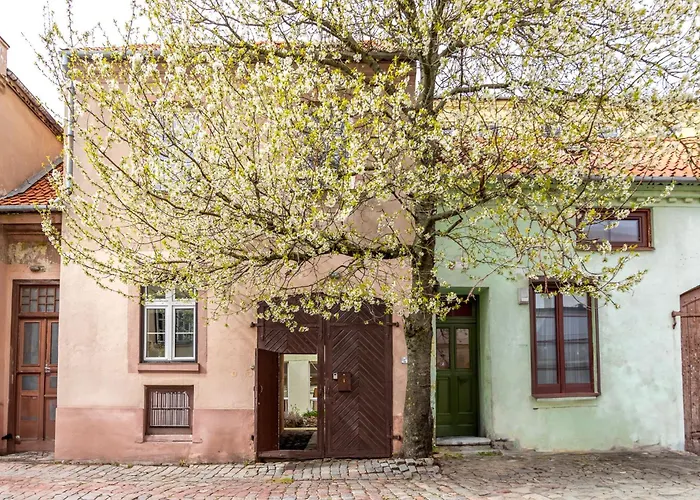 In The Heart Of The Old Town Vip 公寓 *